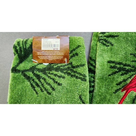 St Nicholas Square Fingertip Guest Towels Cardinal Tartan Design Deck The Halls - Picture 7 of 9